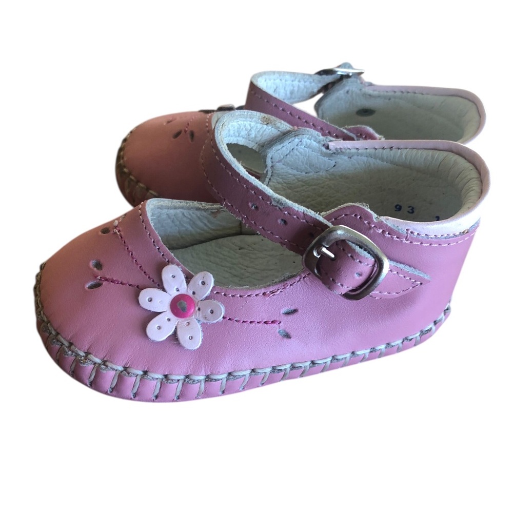 Rilo Mexico Size 12 (US 4) Pink Leather Mary Jane Shoes with Flower Design